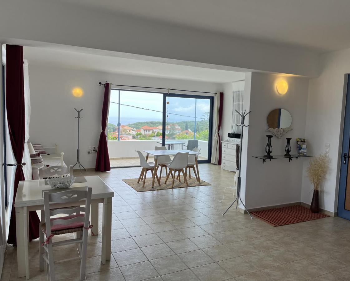Villa Thea - Τhe View 1St Floor Áno Yerakaríon Bagian luar foto